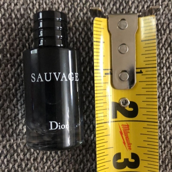 Dior SAUVAGE Travel Size 10 ml 0.34 FL OZ MINIATURE VIP GIFT - Picture 10 of 10